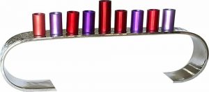 חנוכיה צבעונית מיוחדת